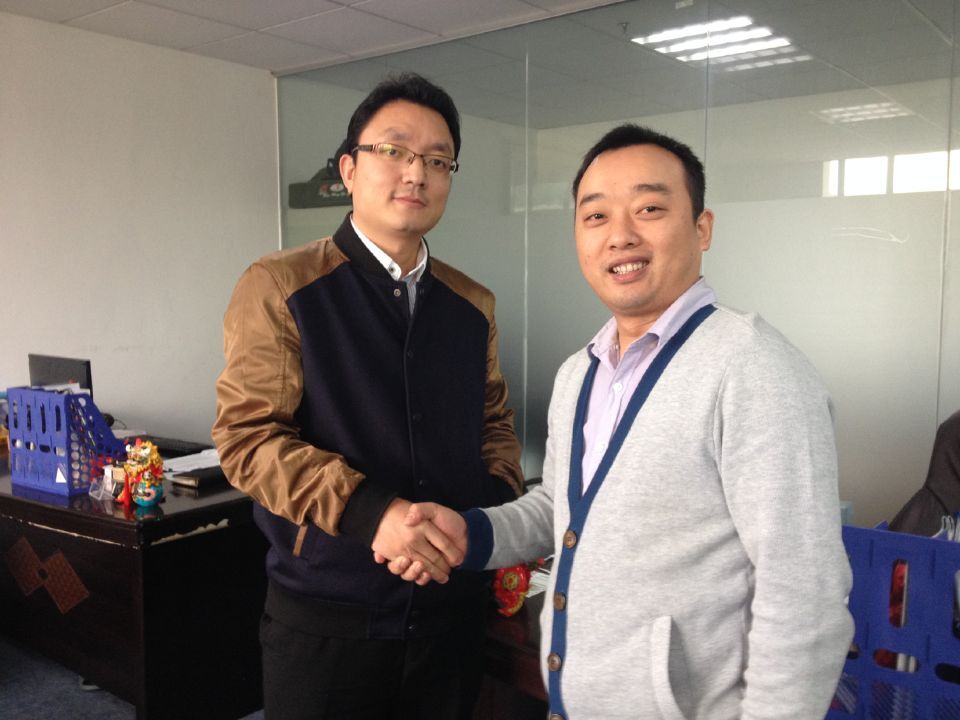 東勝物流，深圳客戶(hù)合影留念