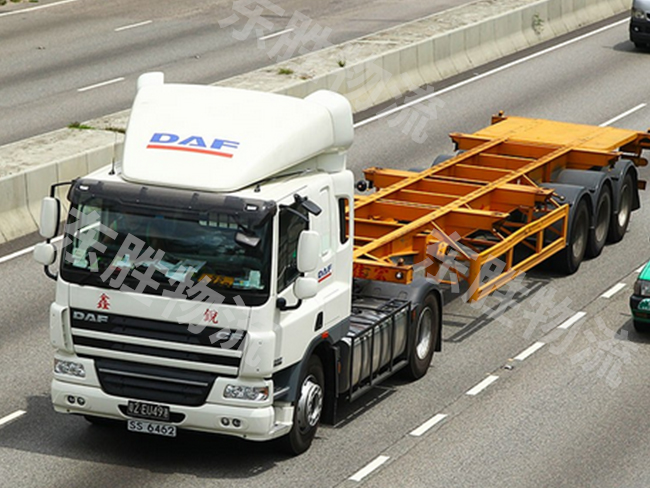 中港物流運輸?shù)耐獍锪髀毮埽翘岣呤袌龇从乘俣鹊年P鍵--東勝物流；中港物流,中港專線,中港拖車運輸,深圳到香港物流-深圳東勝物流公司,中港專線物流