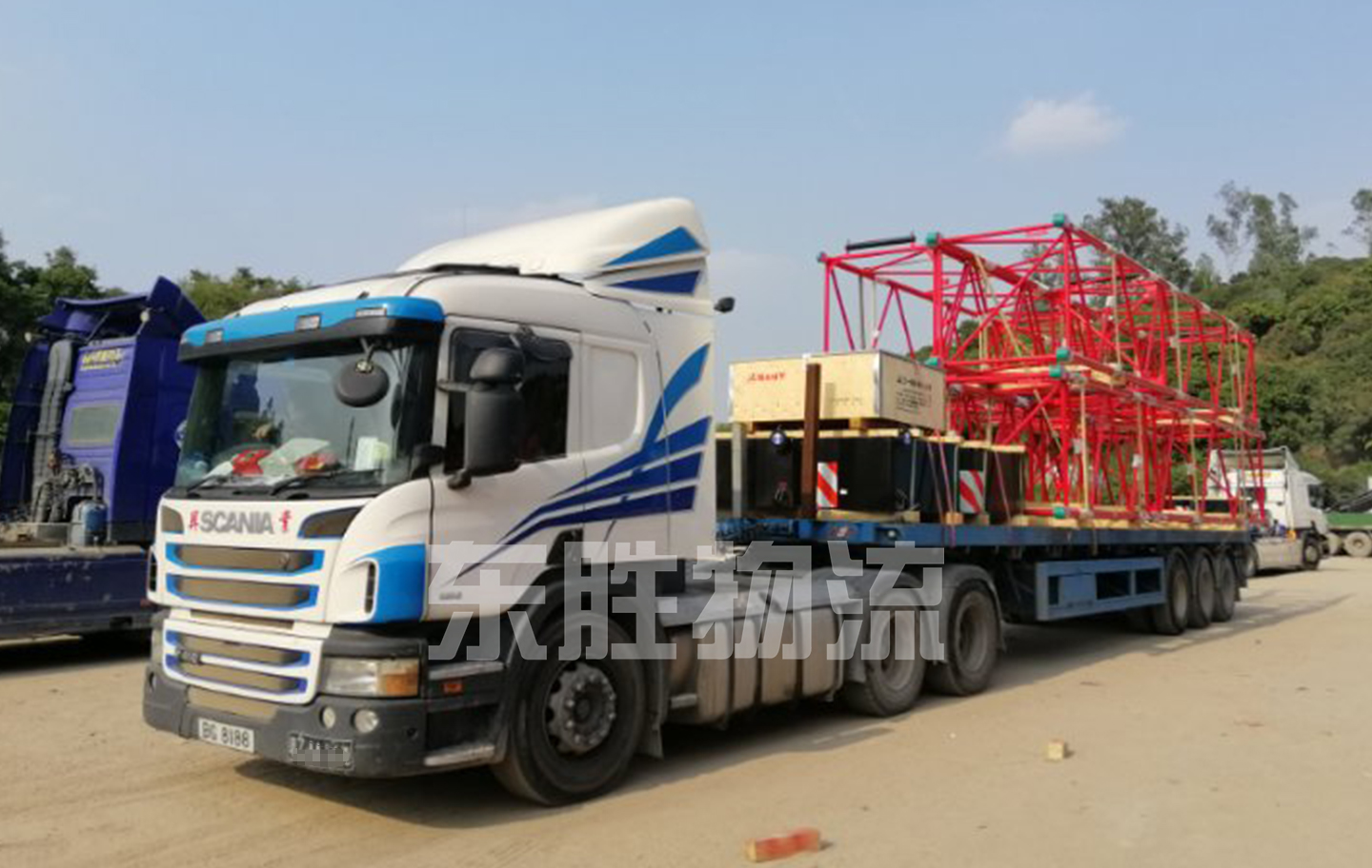 佛山物流到香港，佛山發貨到香港專線，深圳東勝物流中港平板車運輸案例圖