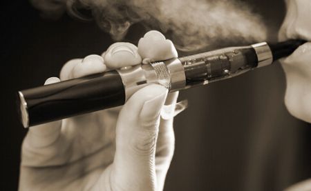 電子煙出口到香港，電子煙發(fā)貨到香港公司